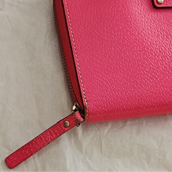 Kate Spade Large Hot Pink Wallet / Day Planner Holder 🩷🗓️✏️ - Picture 4 of 13